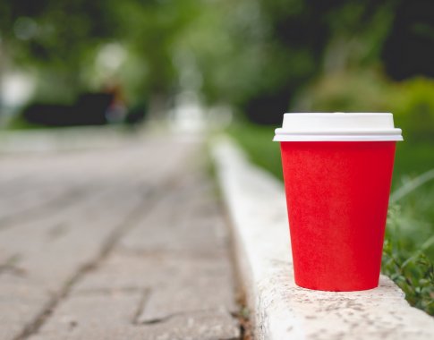 Vienkartiniai kavos puodeliai: kaip išmokti gyventi be jų?