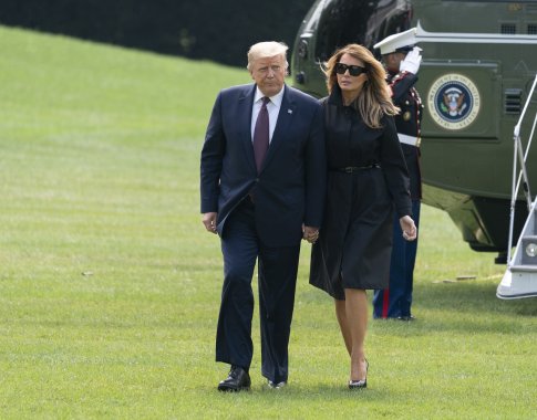 Koronavirusas Baltuosiuose Rūmuose: užsikrėtė D. Trumpas ir pirmoji JAV ponia Koronavirusas Baltuosiuose Rūmuose: užsikrėtė D. Trumpas ir pirmoji JAV ponia