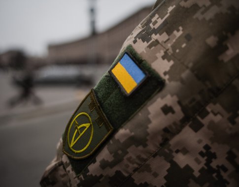 Ukraina svarsto atleisti tris ginkluotųjų pajėgų vadus