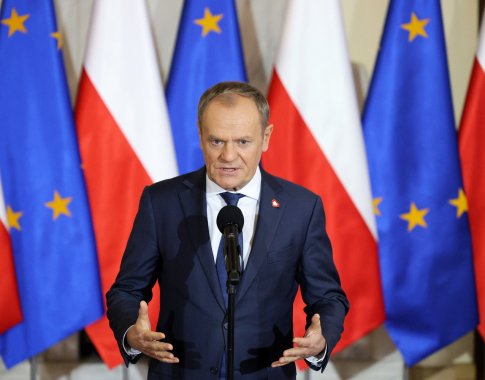 Prieš Europos Parlamento rinkimus D. Tuskas pertvarkė Lenkijos ministrų kabinetą