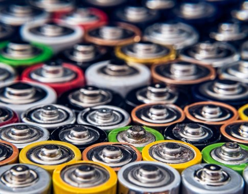 Kodėl taip svarbu surinkti baterijų ir akumuliatorių atliekas?