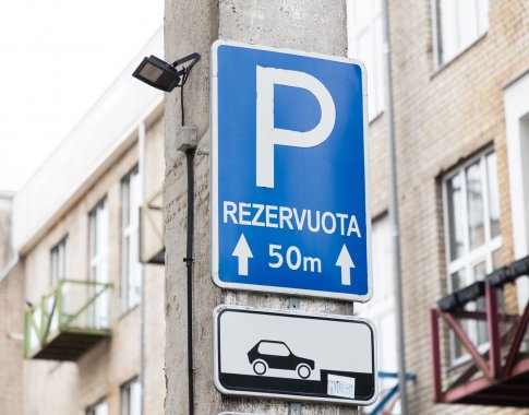 Už savavališkai užimtą privačią automobilio parkavimo vietą – iki 90 eurų bauda
