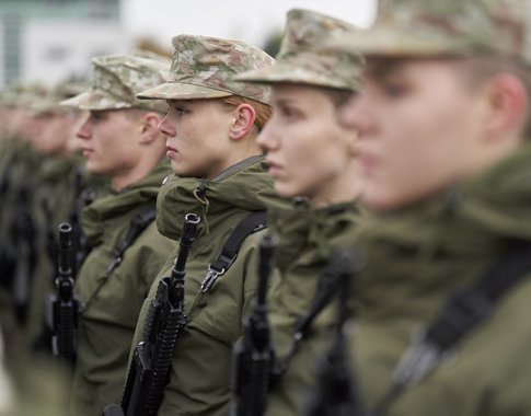 Kandidatas į kariuomenės vadus R. Vaikšnoras: visuotinis šaukimas galėtų būti pasiektas 2028 m.