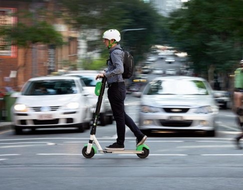 Už ne vietoje paliktus paspirtukus vilniečiams teks pakloti solidžią sumą