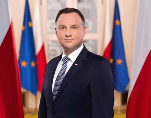 A. Duda: padidintos NATO išlaidos gynybai padės išvengti pasaulinio karo