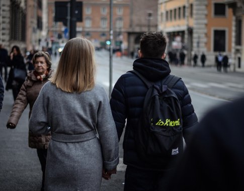 Lietuvoje – atotrūkis tarp vyrų ir moterų darbo užmokesčio: susilyginti prireiks šimtmečio