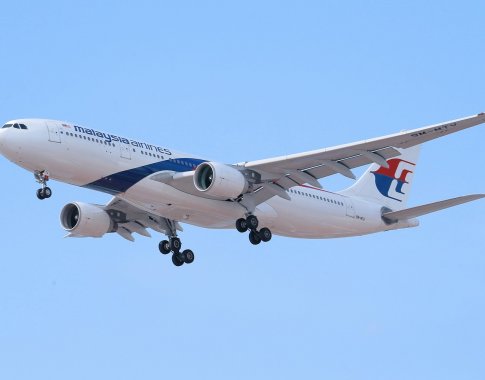 Vėl pradėtos prieš 11 metų mįslingai dingusio „Malaysia Airlines“ lėktuvo paieškos