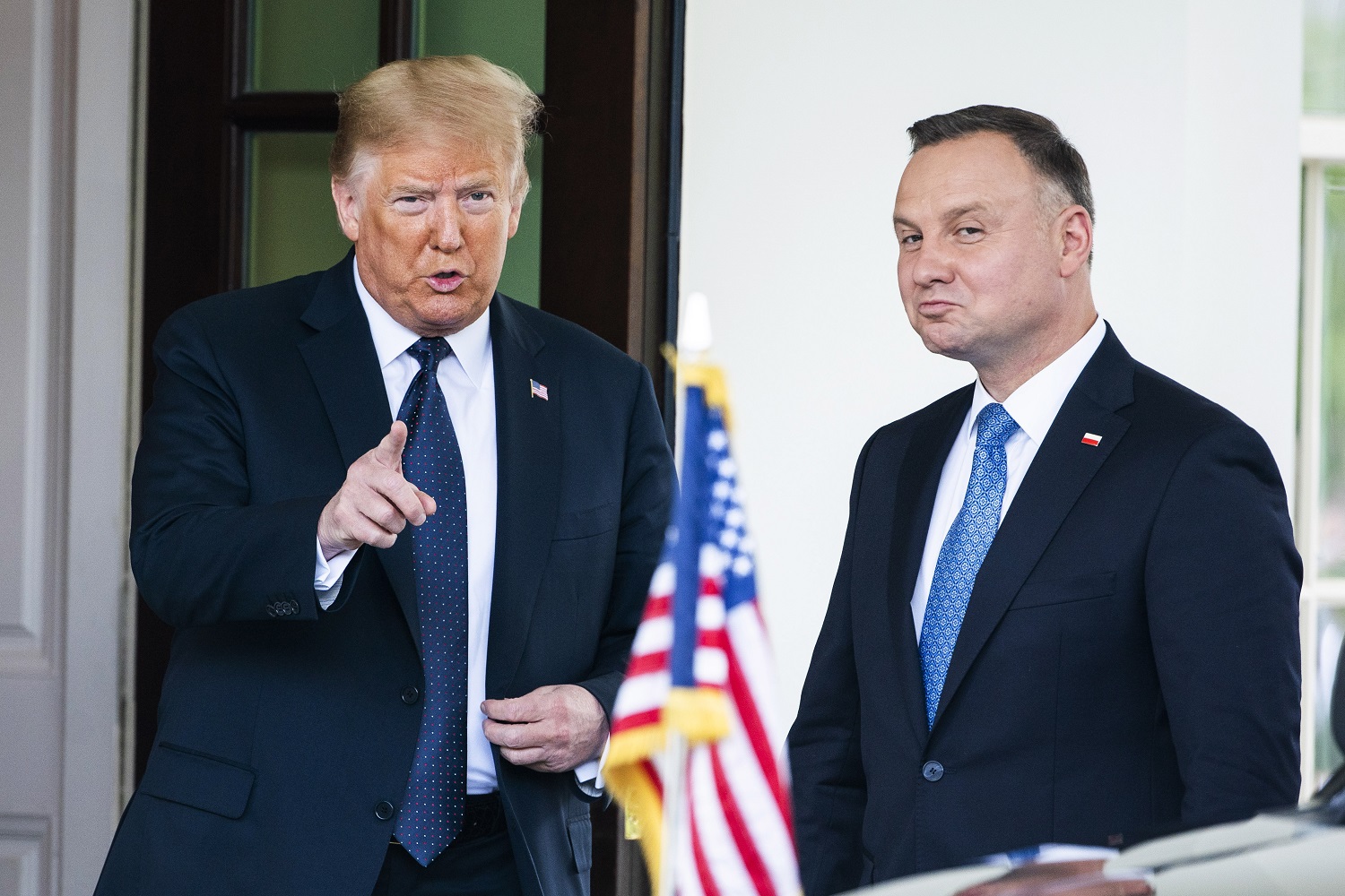 D. Trumpas po susitikimo su A. Duda paskelbė apie sprendimą perkelti dalį JAV karių iš Vokietijos į Lenkiją