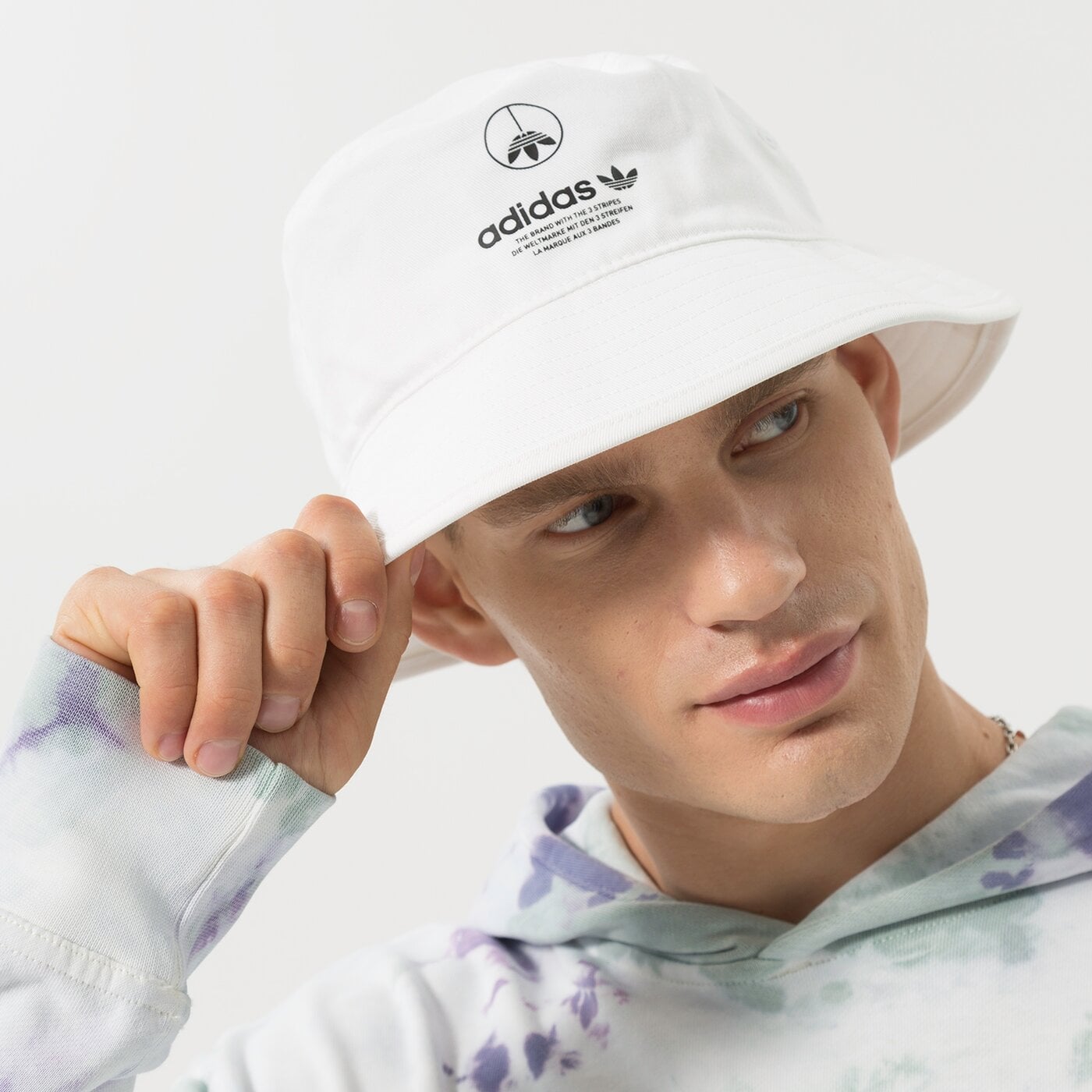 Bucket hat – kam skirta „žvejo kepurė“?