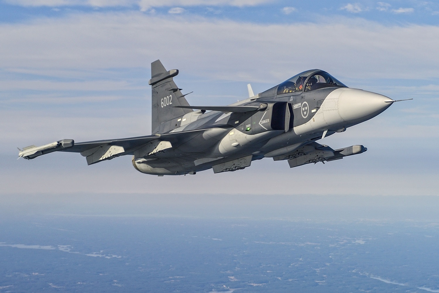 Švedija stabdo planą perduoti Ukrainai lėktuvų „Gripen“