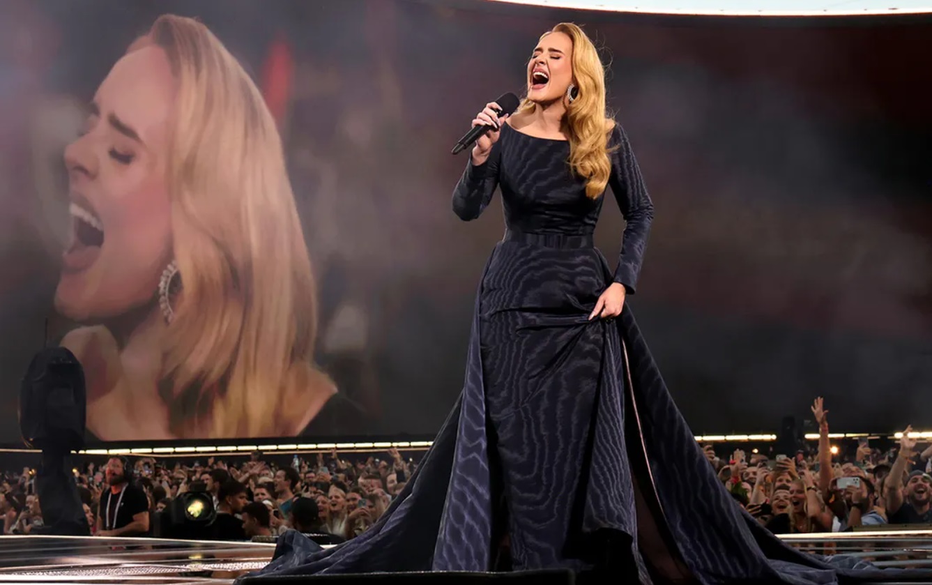 Adele koncertų ciklas Miunchenui atnešė 500 mln. eurų pajamų