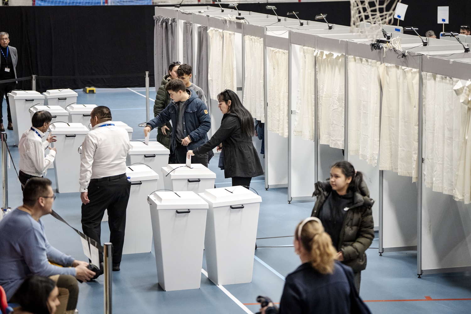 Rinkimus Grenlandijoje laimėjo centro dešiniųjų opozicija